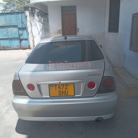 2002 Toyota Altezza Silver - 4/6