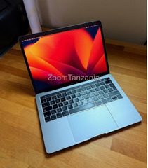 MacBook Pro 2019, Core i5 Ram 8GB SSD 128GB