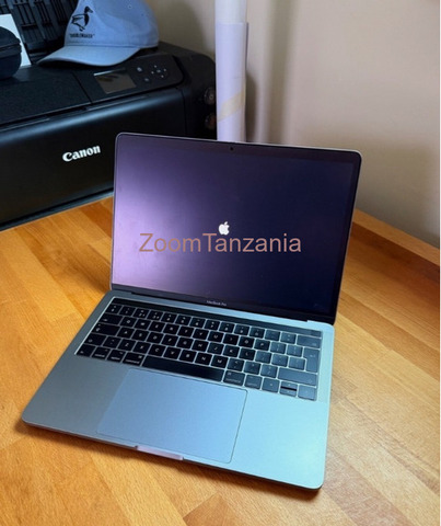 Apple MacBook Pro 2019, Core i5 Ram 8GB SSD 128GB - 2/3