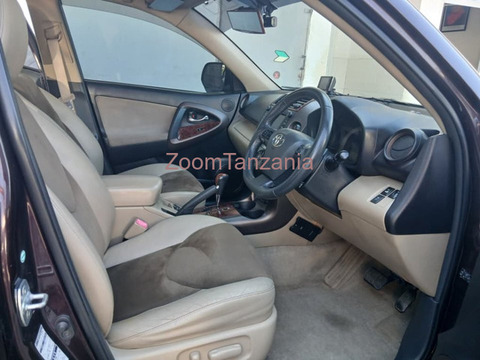 2010 Toyota Vanguard Purple - 4/6