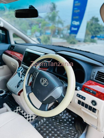 2010 Toyota Alphard Gray - 5/6