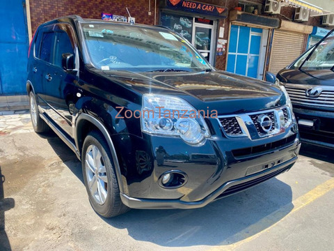 2011 Nissan X-Trail Black - 6/6