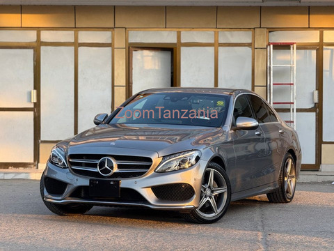 2015 Mercedes-Benz Gray - 3/5