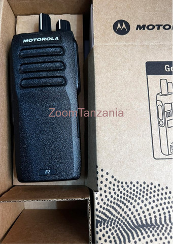Motorola R2 RADIO Up to 64 channels - 1/4