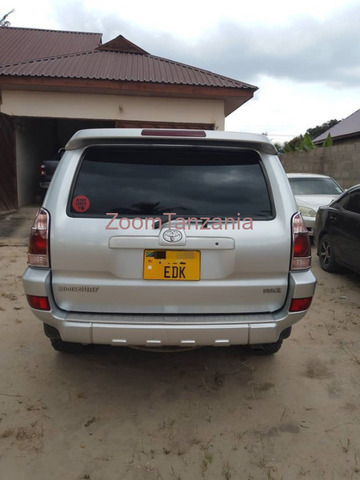 Toyota Hilux Surf 2007 Silver - 2/6