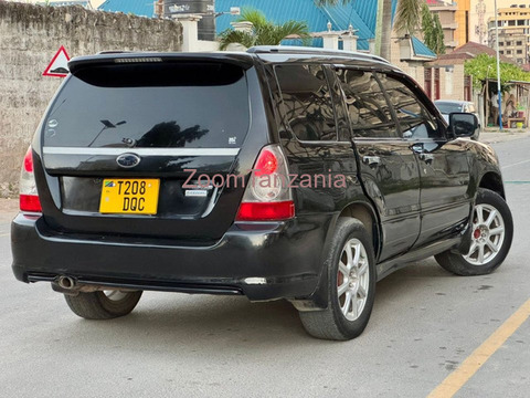 2007 Subaru Forester Black - 4/6