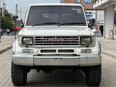 2002 Toyota Land Cruiser Prado White