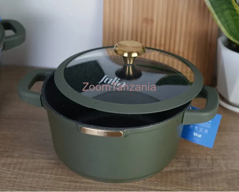 Set of Pots, Frying Pans, Bowls - 3/4