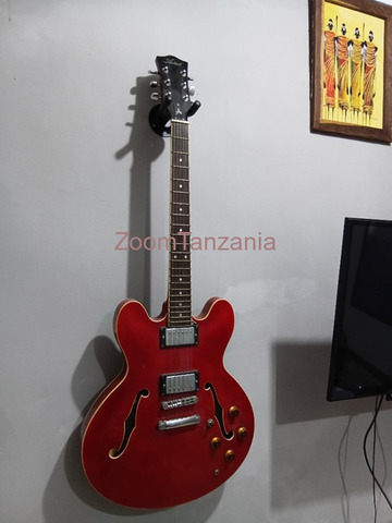 GUITAR Semi Hollow Artist Cherry 58 - 1/6