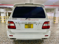 2005 Toyota Land Cruiser 100 Series White
