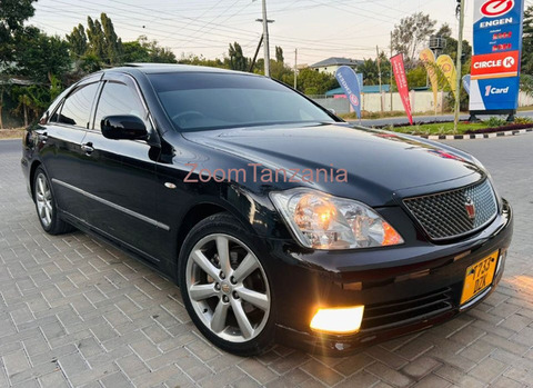 Toyota Crown Athlete 2005 Nyeusi - 6/6