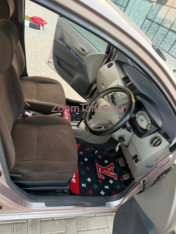 2010 Daihatsu Mira Gray - 3/6