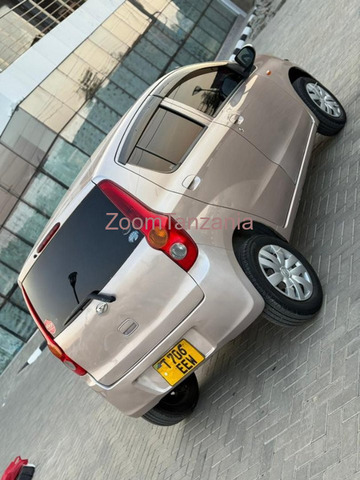2010 Daihatsu Mira Gray - 6/6