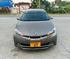 Toyota Wish 2010