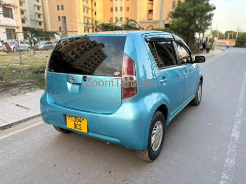 2005 Toyota Passo Blue - 5/6
