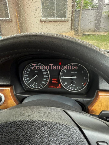 2007 BMW 3 Series White - 2/6