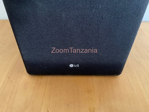 LG Sound Bar with Subwoofer - 4/5