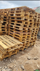 Wooden and Plastic Pallets