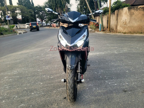 2017 Honda Vario 150 Black - 3/5