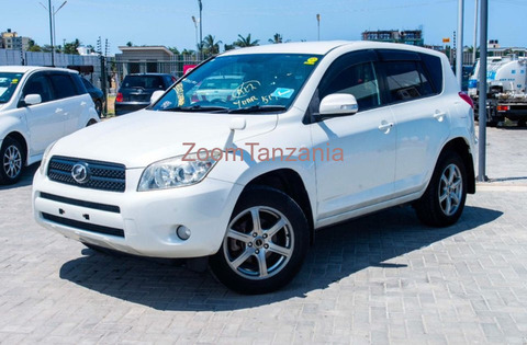 Toyota RAV4 Miss TZ 2007 Nyeupe - 4/6