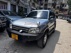 Toyota Land Cruiser Prado 1999 Gray