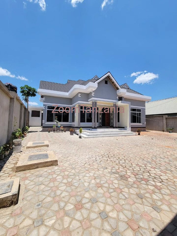 3 Bedrooms Houses For Sale in Kinyerezi, Kibaga - 1/6