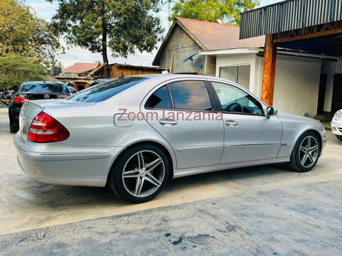2007 Mercedes-Benz E-Class Silver - 6/6