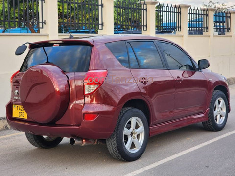 Toyota RAV4 (Miss TZ) 2007 Nyekundu - 3/6