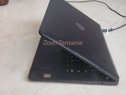 Dell Latitude E7470 Laptop - 1/3