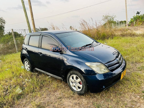 Toyota IST 2004 Blue - 5/6