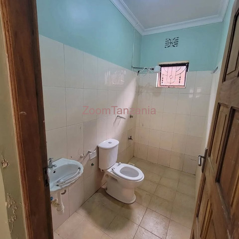 2 Bedrooms House For Rent Sakina Kwa Iddi, Arusha - 2/6