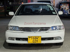 2002 Toyota Carina White