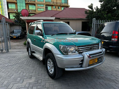 2002 Toyota Land Cruiser Prado TX Green