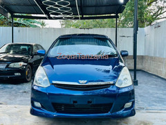 2006 Toyota Wish Blue