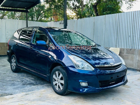 2006 Toyota Wish Blue - 2/6