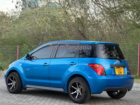 Toyota IST 2003 Blue - 5/6