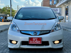 2015 Honda Fit Nyeupe