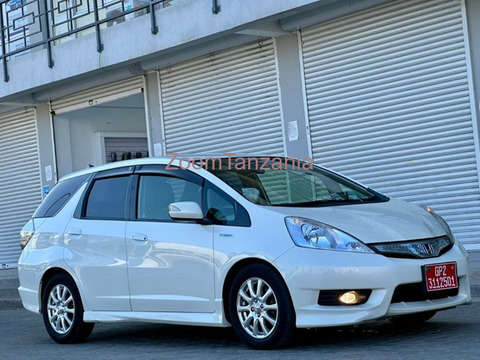 2015 Honda Fit Nyeupe - 5/6