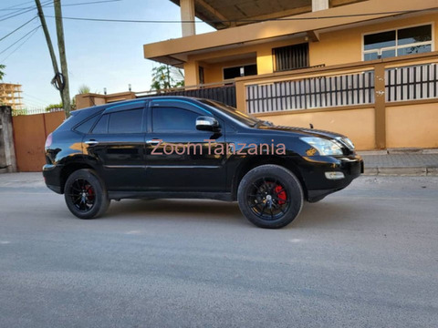 Toyota Harrier 2007 Nyeusi - 2/6