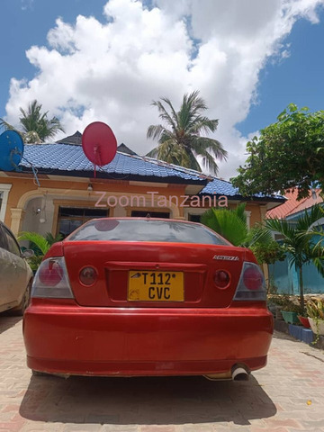 Toyota Altezza 2002 Rangi ya Chungwa - 2/5