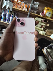 iPhone 15 128GB