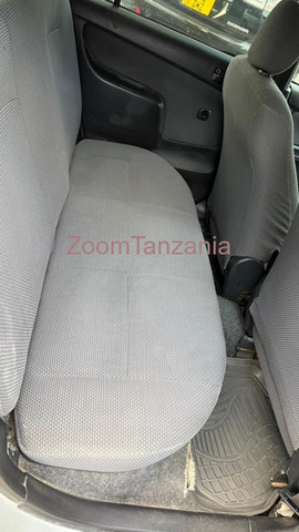 2005 Toyota Probox Silver - 6/6