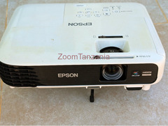 Epson Projector 3LCD WXGA