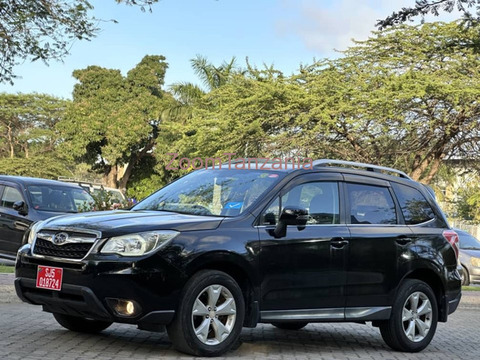 2013 Subaru Forester Black - 5/6