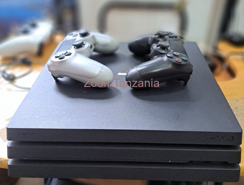 PlayStation 4 Pro 1TB Storage - 2/4