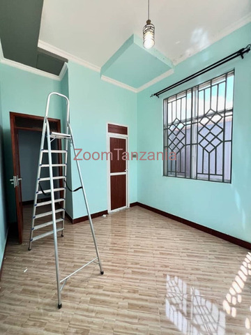 2 Bedrooms House For Rent Igoma Mwanza - 5/6
