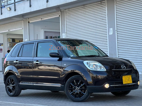 2011 Mazda Verisa Purple - 4/6