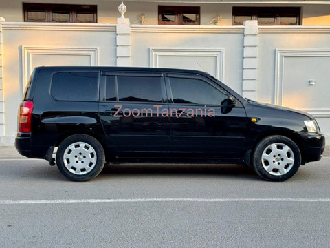 2008 Toyota Succeed Van Black - 4/6