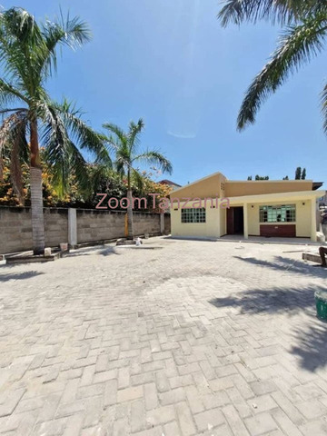 3 Bedrooms Houses For Rent in Mikocheni Dar es Salaam - 2/6