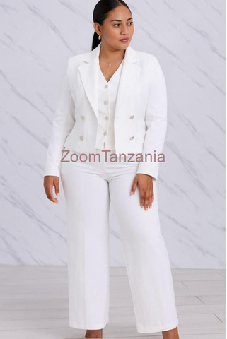 Women's Three Piece Suits - 4/6